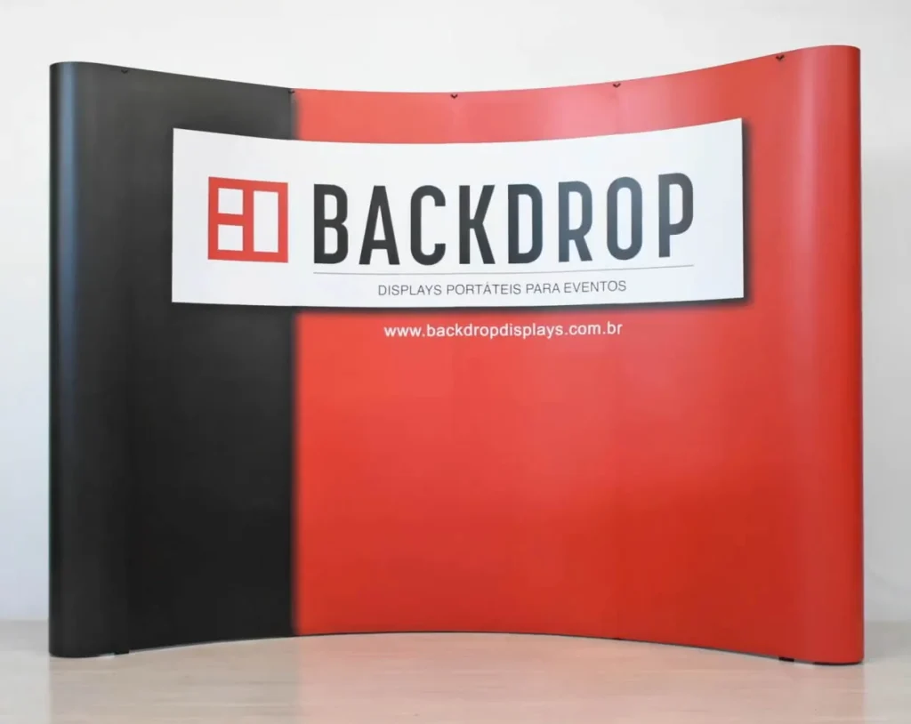 Backdrop ou Banner Roll Up em estande